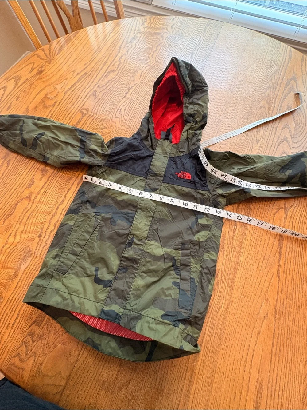 The North Face Green Camo toddler DryVent rain jacket Size 4T zipper boys girls